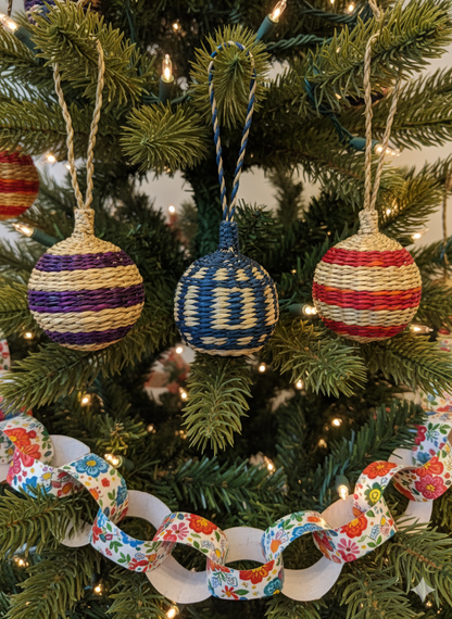Set of 4 Handwoven Seagrass Christmas Ornaments Eco-Friendly Holiday Decor