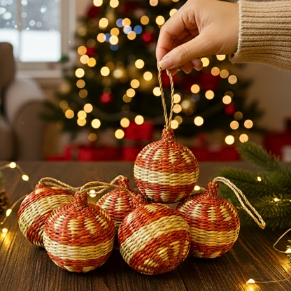 Set of 4,6, 8 Handwoven Seagrass Christmas Ornaments Boho Mexican Xmas Decor