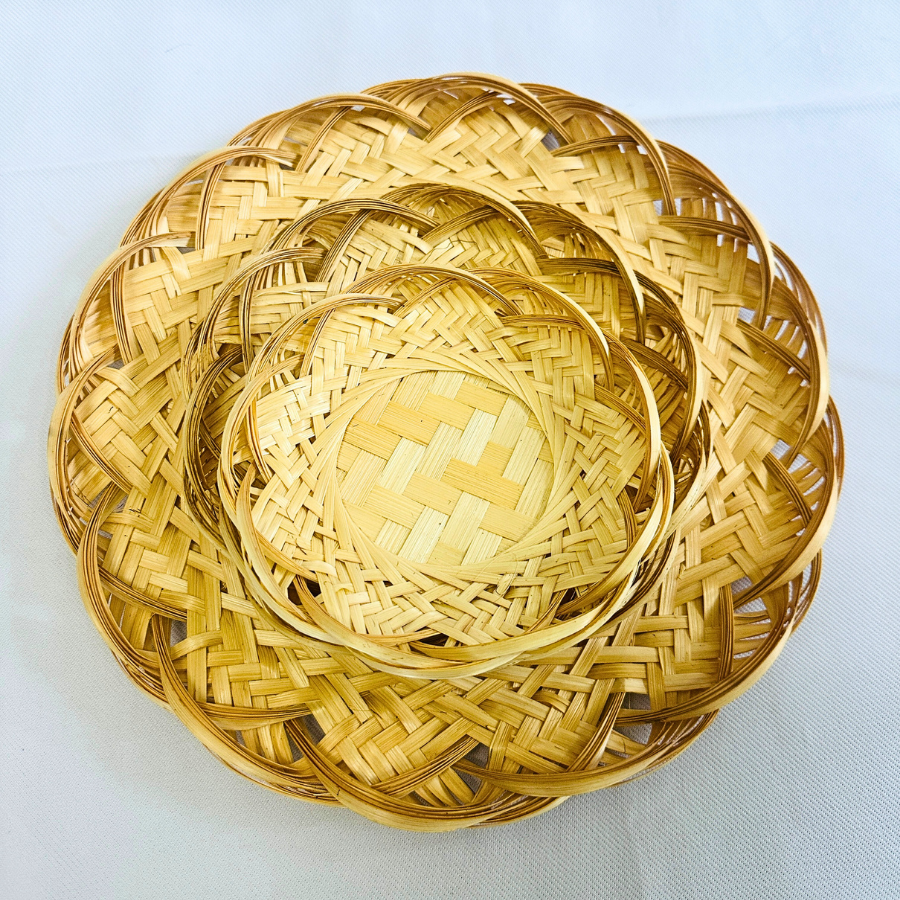 Set of 3 Woven Flower Shape Bamboo Flat Basket Tray: Handmade Round Woven Basket for Dining Table & Wall Hanging