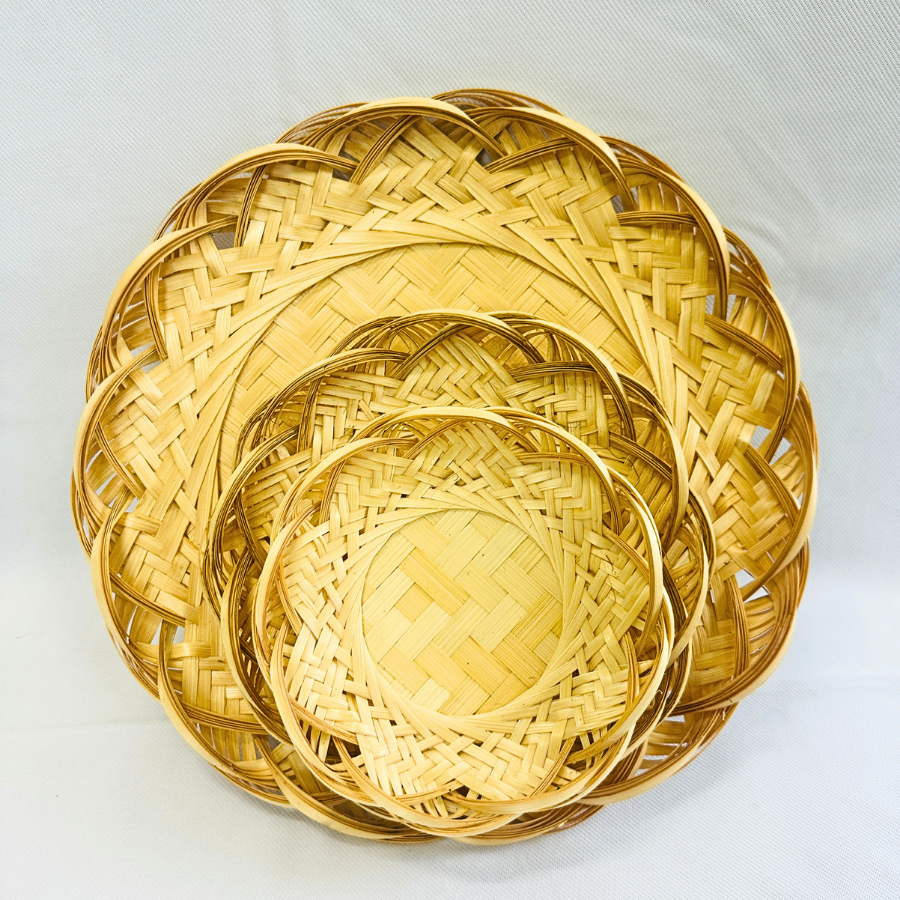 Set of 3 Woven Flower Shape Bamboo Flat Basket Tray: Handmade Round Woven Basket for Dining Table & Wall Hanging