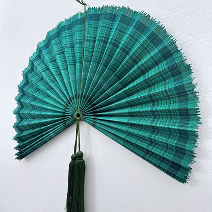 Oversized Large Bamboo Wall Fan – Emerald Green Handwoven Wall Decor, Natural Statement Hanging Art for Living Room, Bedroom & Home Interior