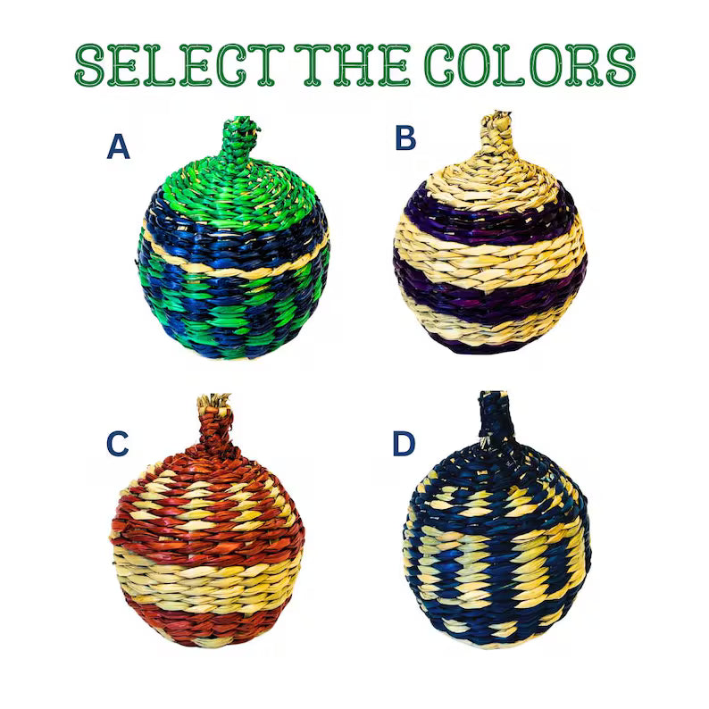 Set of 4 Handwoven Seagrass Christmas Ornaments Eco-Friendly Holiday Decor
