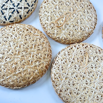 Snowflake Bamboo Flat Basket – Handwoven Decorative Serving Tray, Vietnamese Handmade Christmas Table Decor